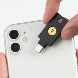 Secure access with YubiKey on Mobile